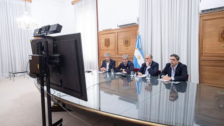 Dólares del colchón: Guillermo Francos adelantó que la idea del Gobierno es bajar a dos años el plazo de prescripción para proteger a los ahorristas