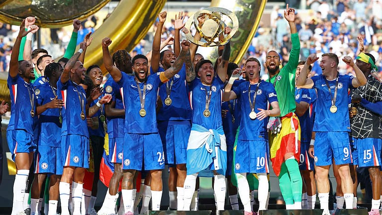 El Chelsea de Enzo Fernández se impuso por 3-0 sobre el PSG y se consagró campeón del Mundial de Clubes