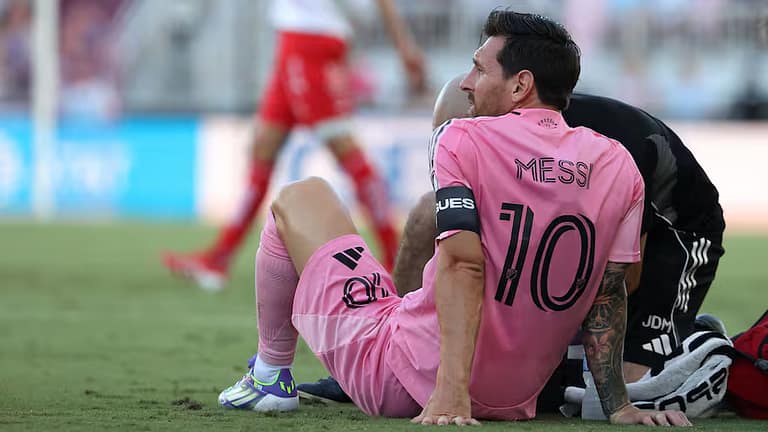¿Es preocupante la lesion de Messi?