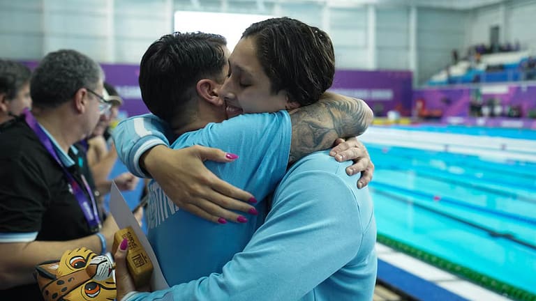 Histórico triunfo de la argentina Agostina Hein: se consagró campeona mundial de natación y quebró un récord tras 21 años