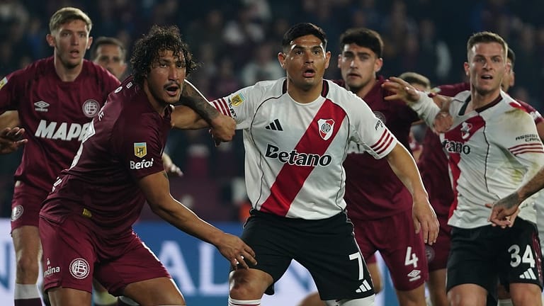 River Plate sufrió un gol en la última jugada y empató 1-1 ante Lanús por el Torneo Clausura