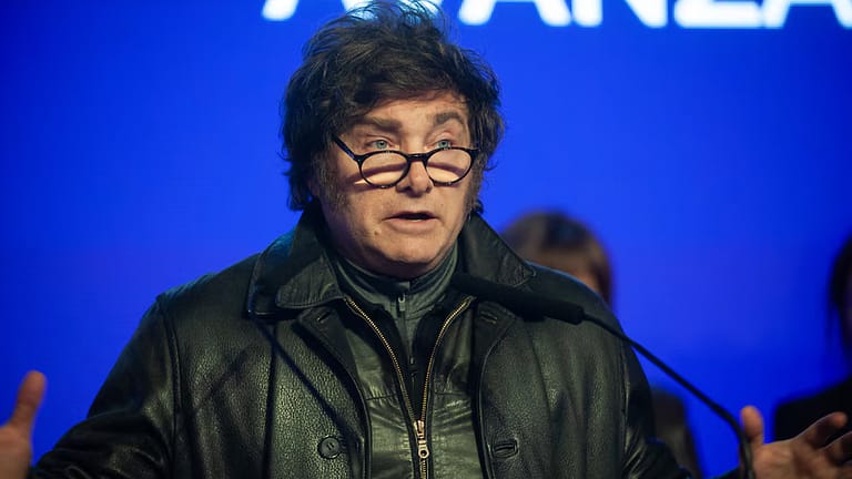 Así reflejaron los principales medios del mundo la derrota de Javier Milei en las elecciones bonaerenses