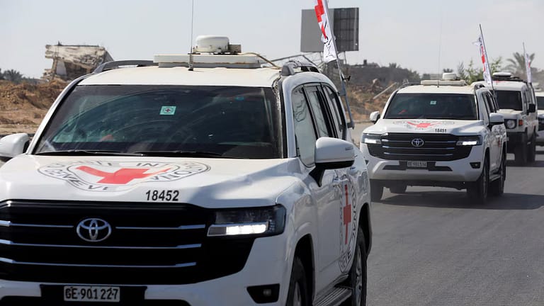 Hamas entregó solo 4 de los 28 cuerpos que tenía secuestrados y crece el temor entre las familias de los rehenes muertos que siguen en Gaza